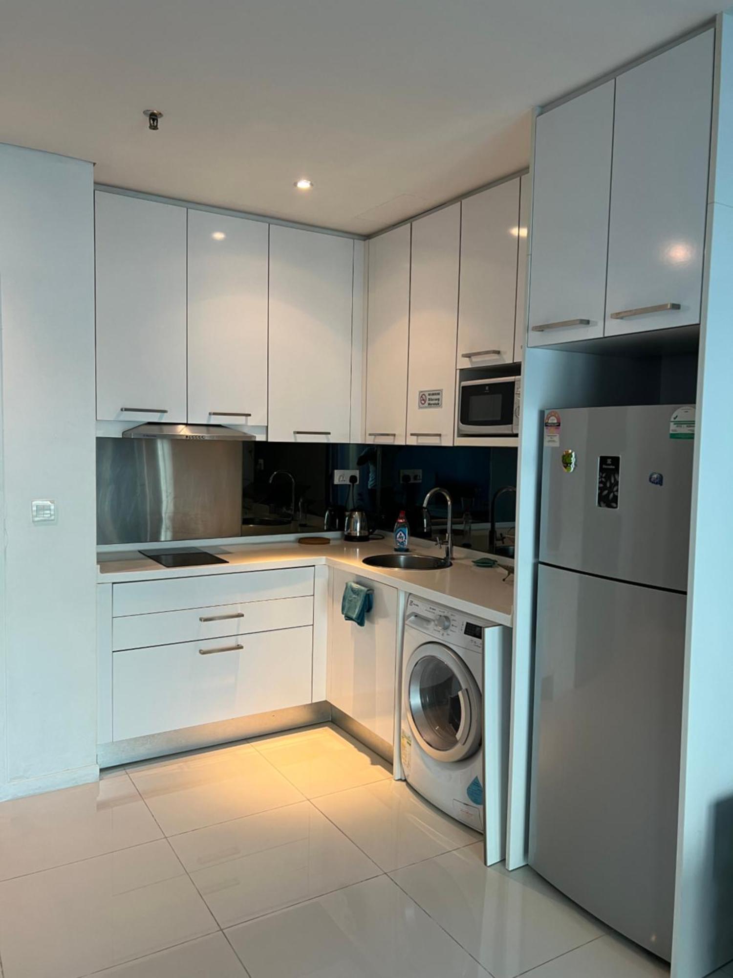 Summer Suites Victory House Куала Лумпур Екстериор снимка