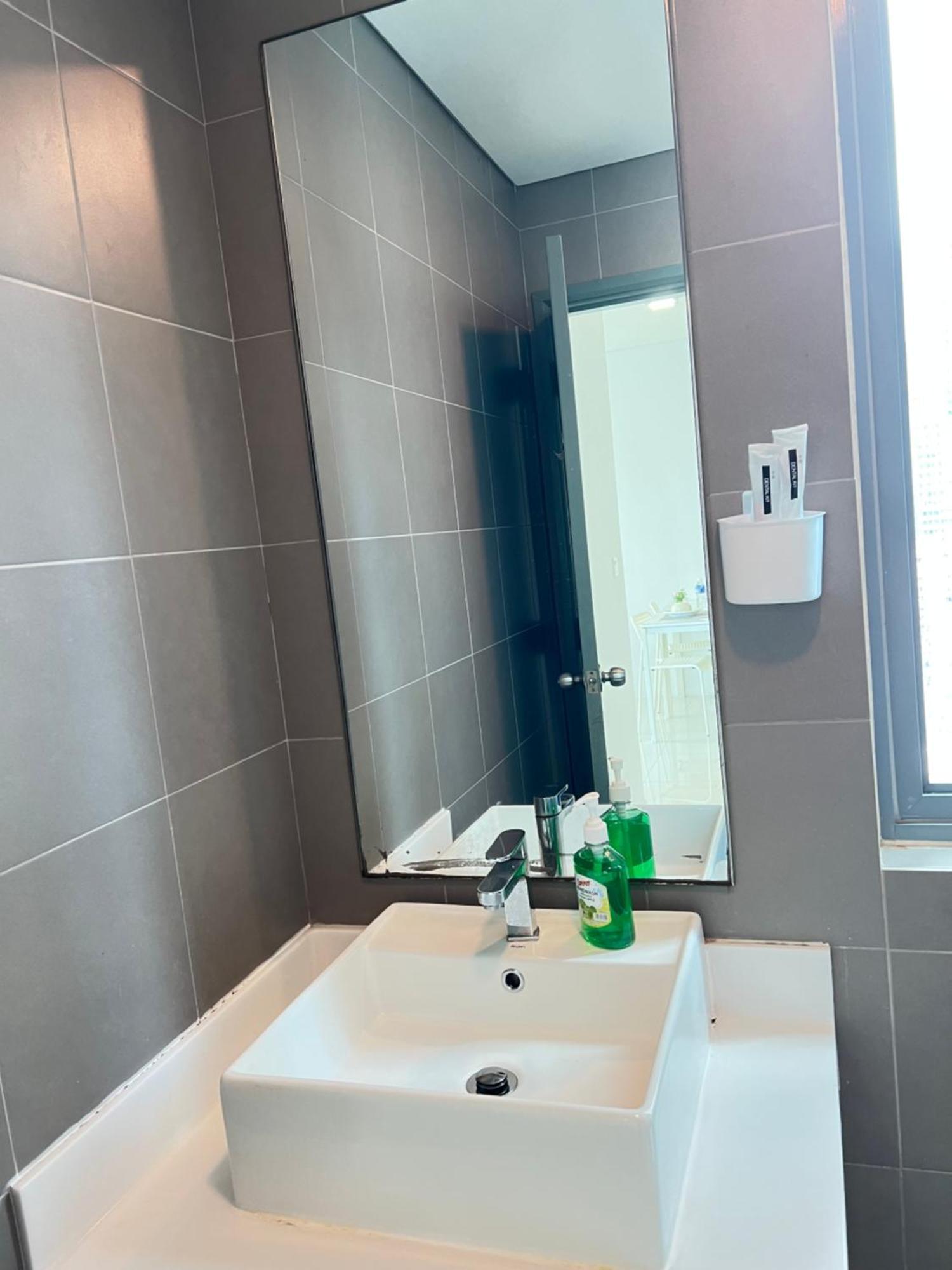 Summer Suites Victory House Куала Лумпур Екстериор снимка